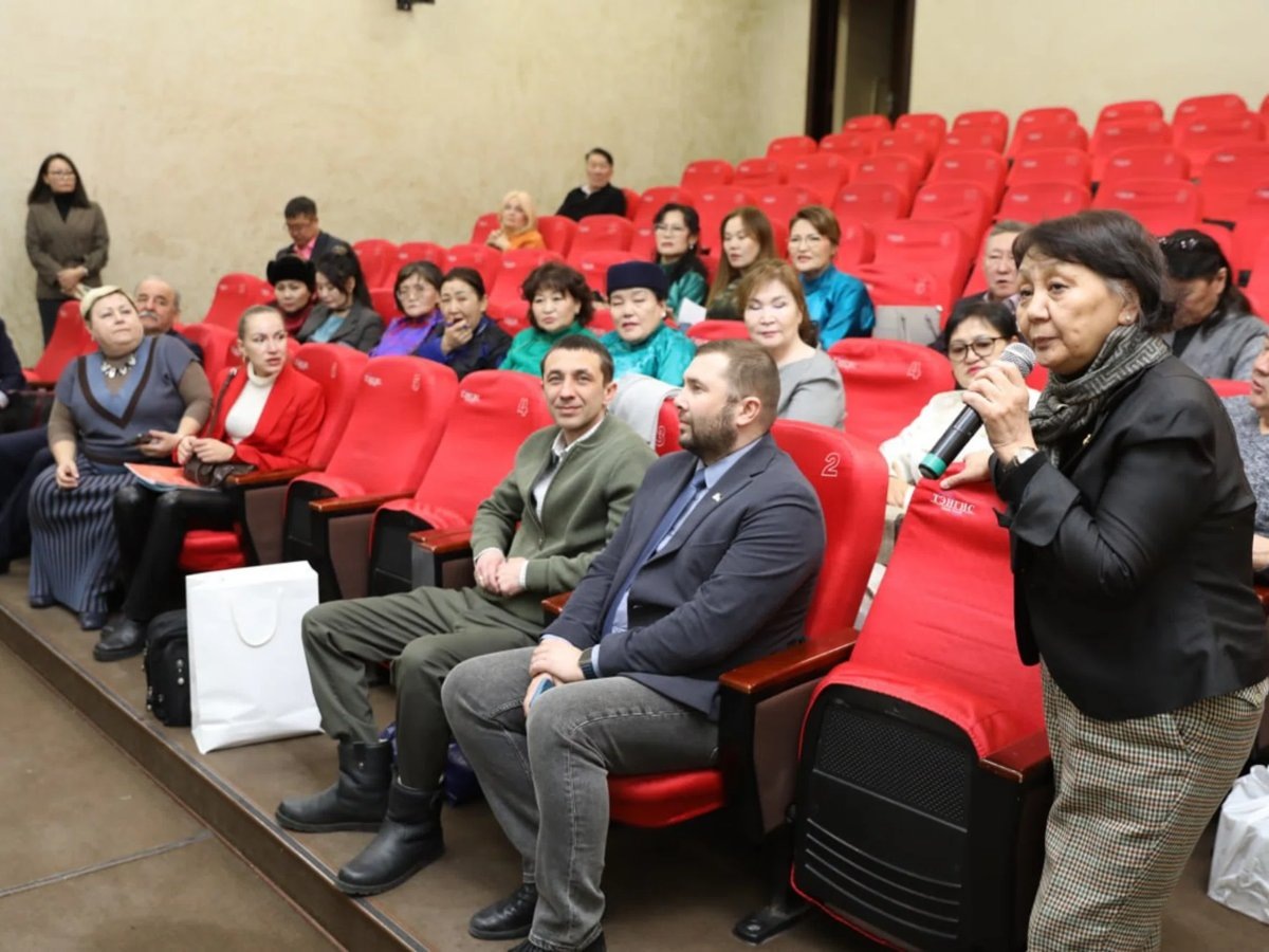    Встреча с выпускниками КГПИ и КМИ в Монголии