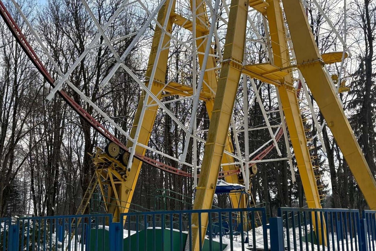  Аттракцион «Колесо обозрения» в минском парке им. Челюскинцев. © Минск | Первомайский район, Telegram