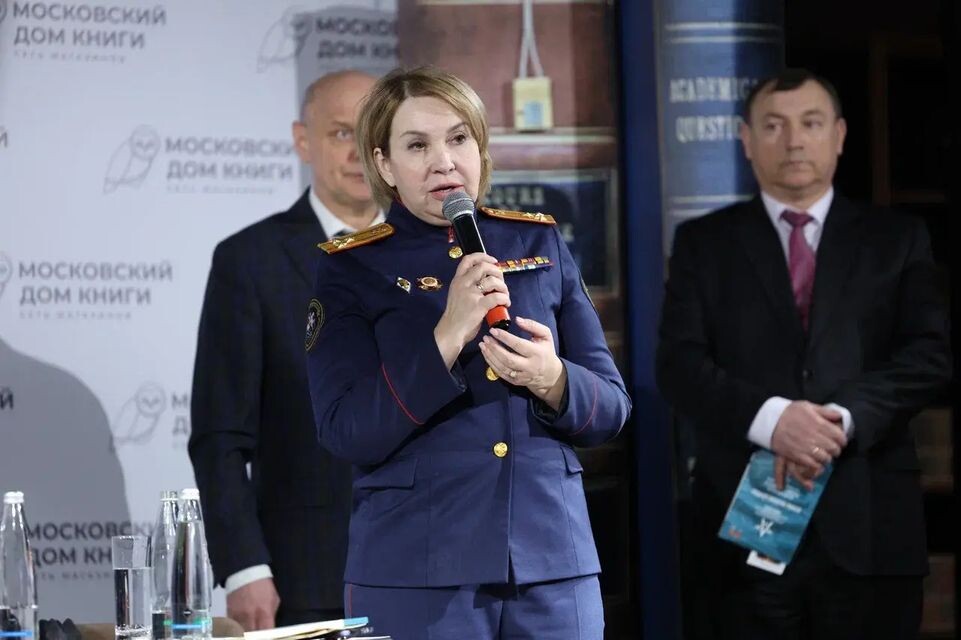     пресс-служба центра "Авангард"