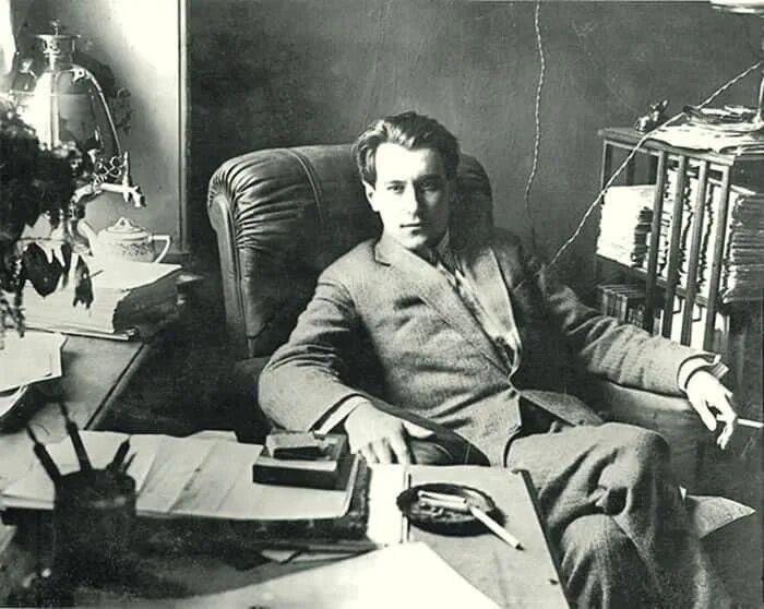 Писатель Валентин Катаев