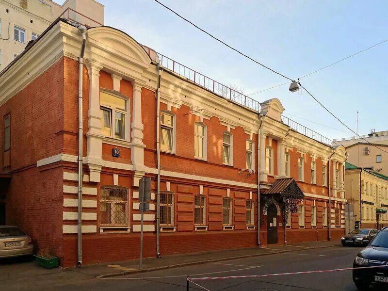 Музей лубка и наивного искусства. Малый Головин, 10