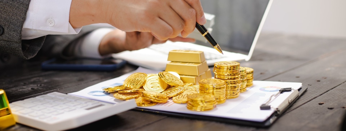    "ДП" пересчитает миллиардеров Петербурга Автор фото: KongNoi/Shutterstock/FOTODOM