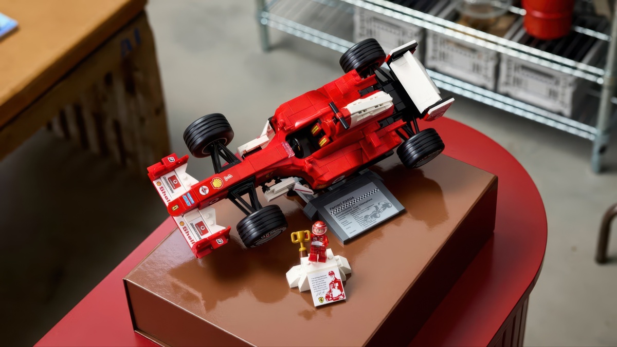 © Ferrari | LEGO