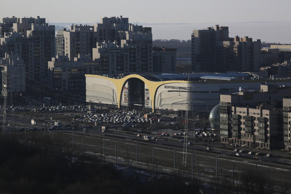Автор фото: Антон Ваганов / "ДП". ТРК "Жемчужная Плаза" в Петербурге.