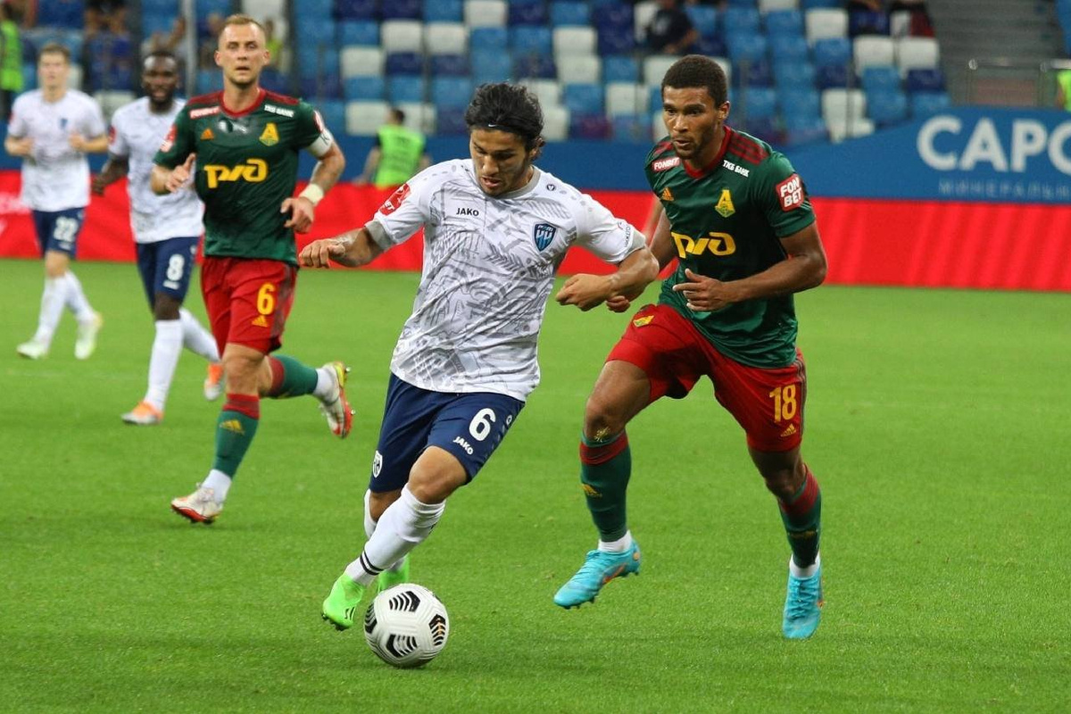 Локомотив - Пари НН