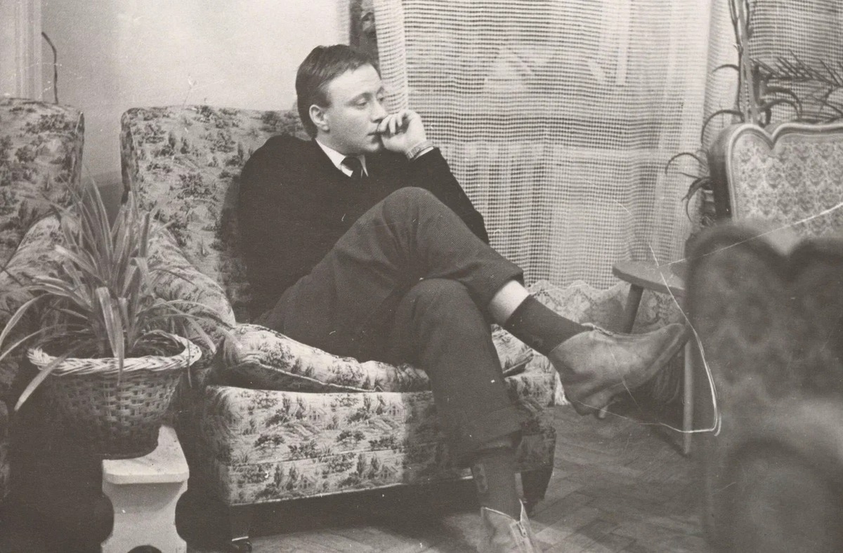 Хренникова К.А. А. Миронов у Хренниковых. Из фондов Музея музыки.