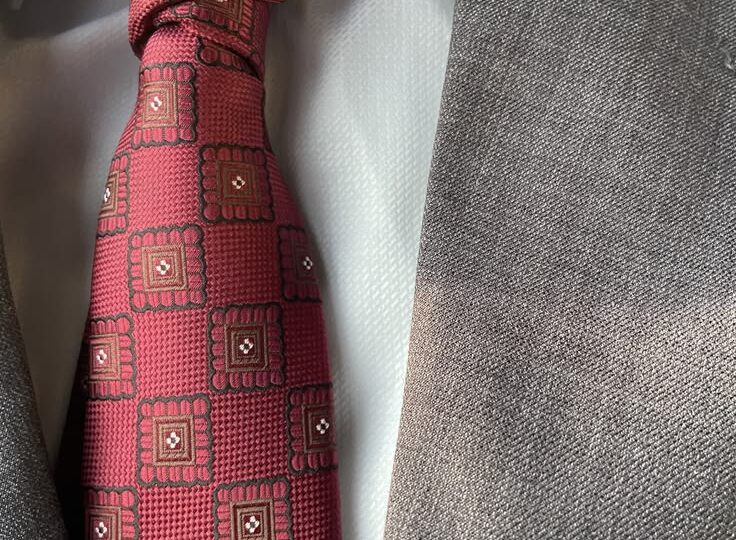 Мужики вокруг штабелями падали