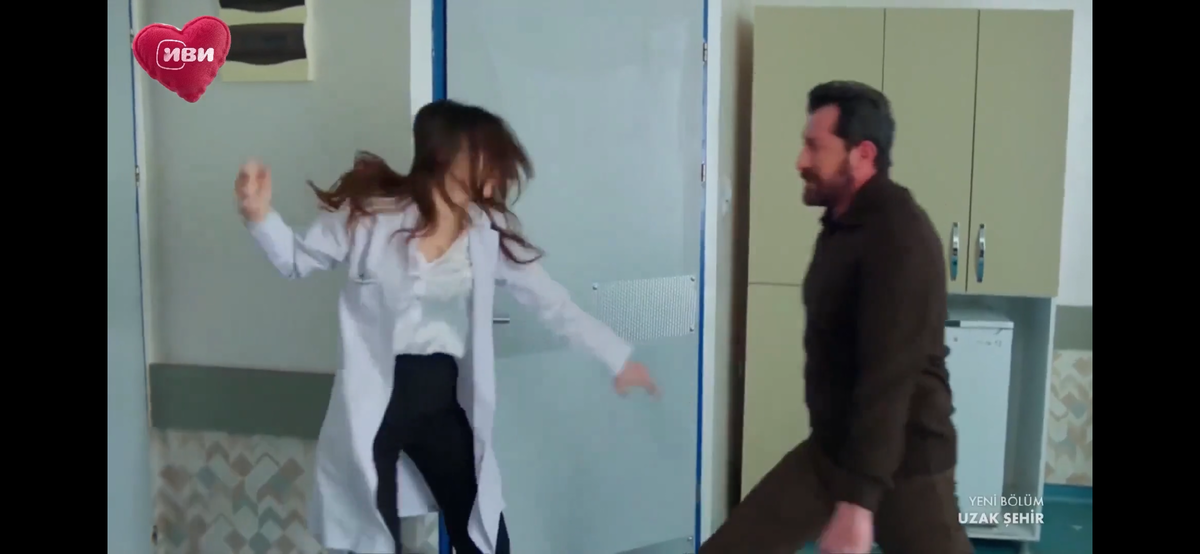 Стоп-кадр из сериала «Далёкий город»