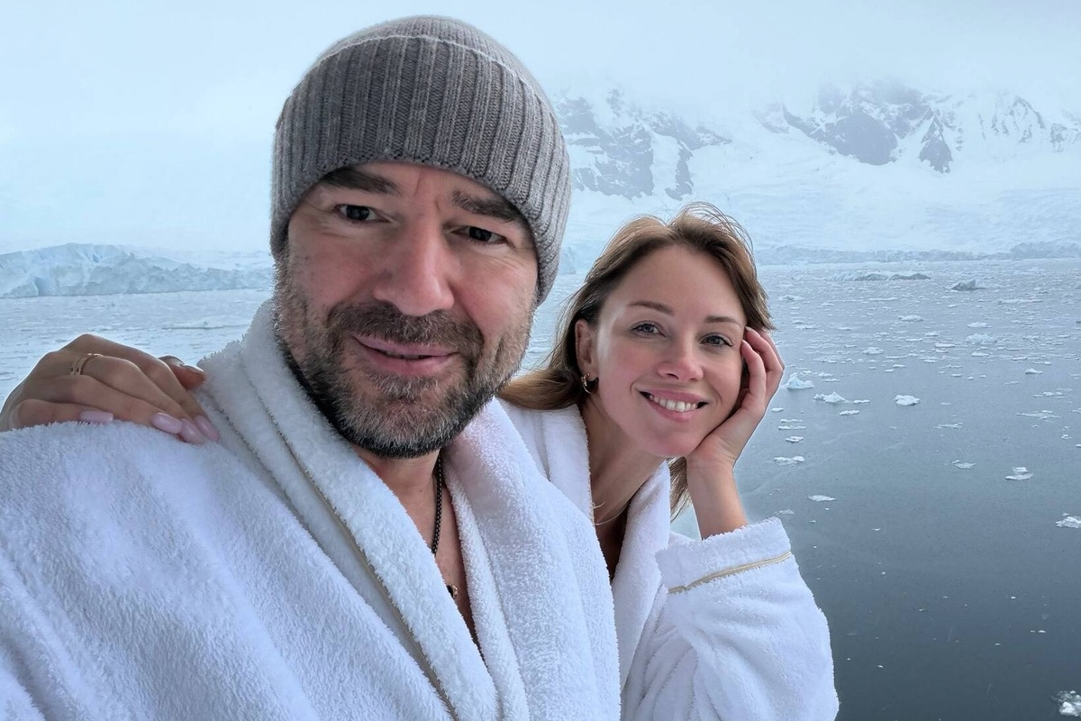     10 захватывающих фото – Полина Диброва и Роман Товстик снялись среди айсбергов в Антарктиде