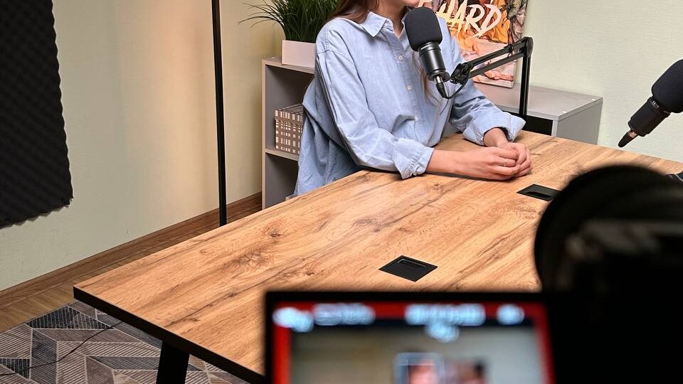 А вот и я счастливая