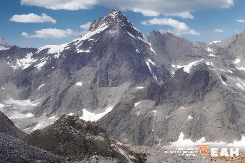    ЕАН / Снежные горы