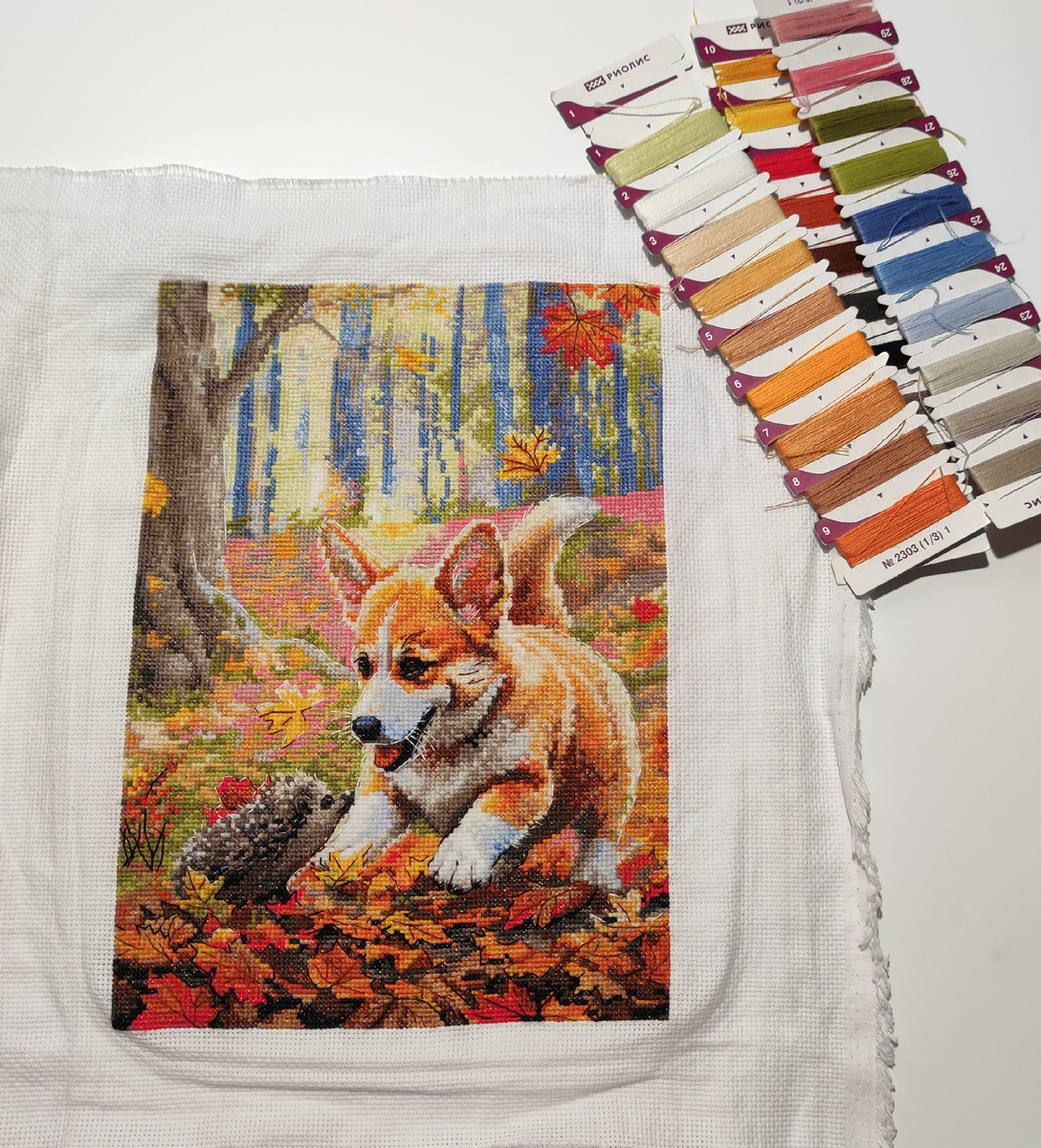 Фото вышивки сразу после снятия с пялец