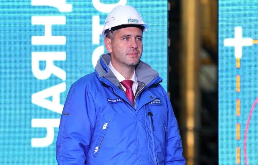    Заместителя председателя правления «Газпром нефти» Антона Джалябова доставили в Москву после задержания за взятку