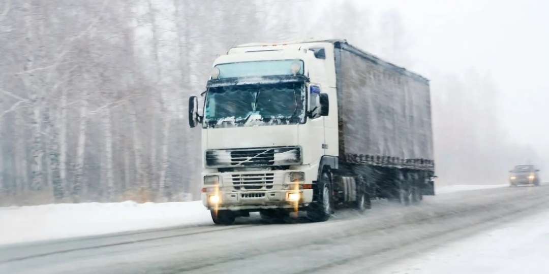 Госавтоинспекция Вологодской области предупреждает водителей об ухудшении погодных условий