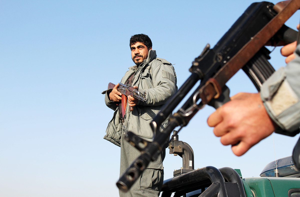    Кабул военный полицейский афганистан глобал лук