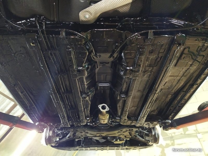 Сколько держится антикор на машине?