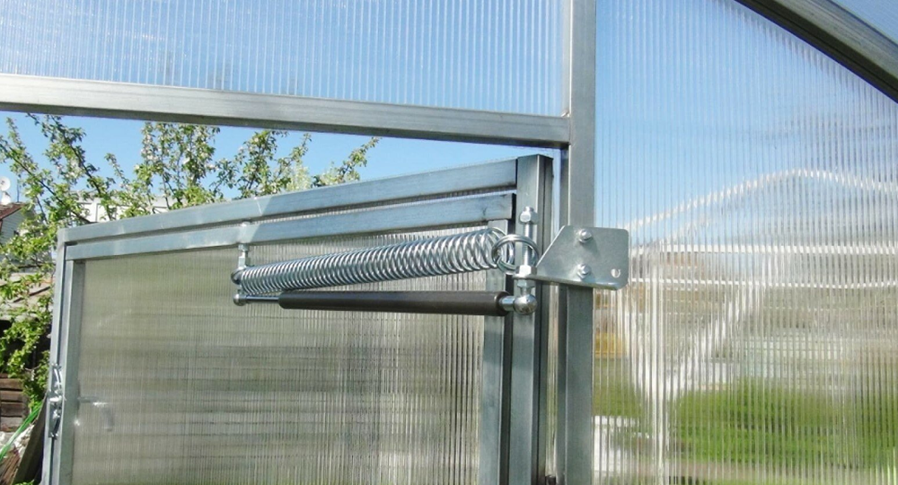 Как установить термопривод в теплице? Подробная инструкция и нюансы разных моделей