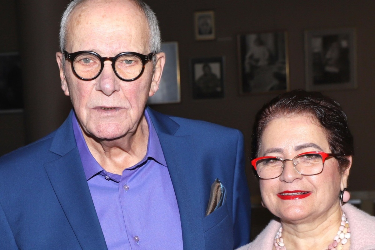     «Какое счастье, что ты появилась в нашей семье»: Эммануил Виторган с женой обратились к старшей дочери по важму поводу