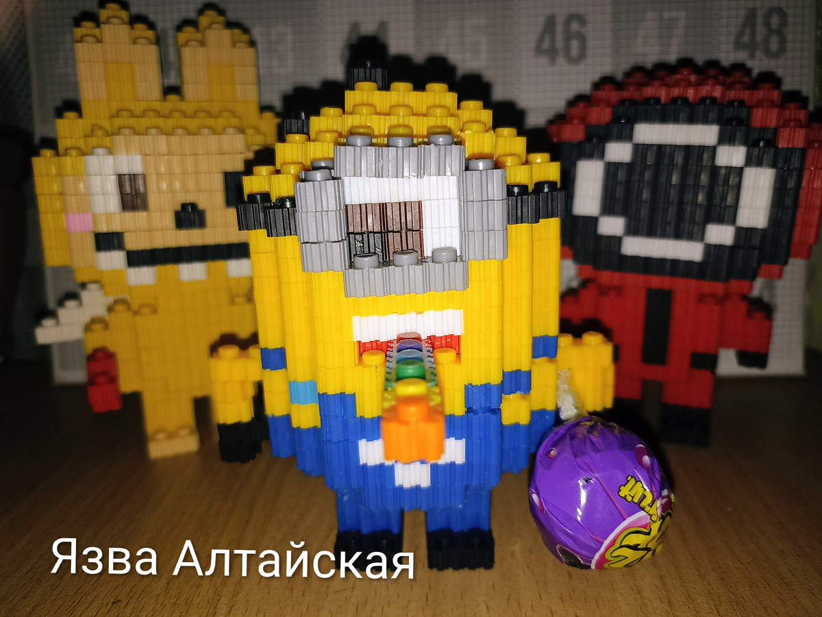 Вот таких персонажей собирает Андрей. Это только малая часть коллекции. 