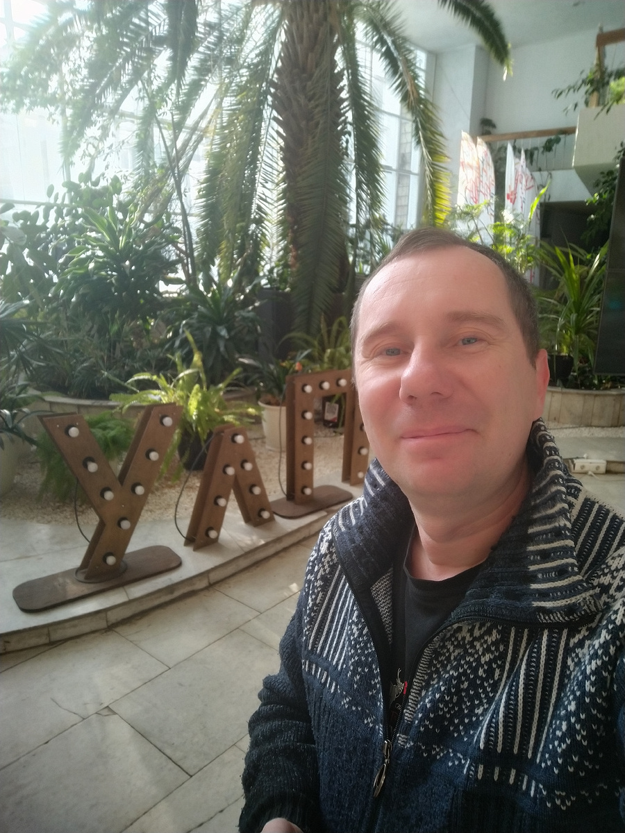 Это я в УлГПУ :)