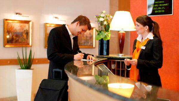 Стойка ресепшн с отеле