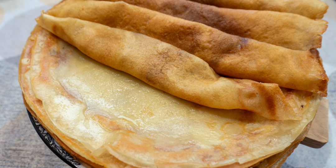 Постные блины на овсяном молоке без яиц - прекрасная альтернатива классическим блинам. Быстро, вкусно, полезно!