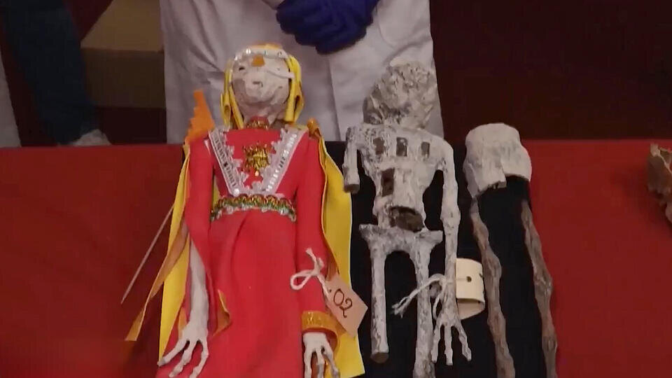 ФОТО: Кадр программы "Загадки человечества", РЕН ТВ