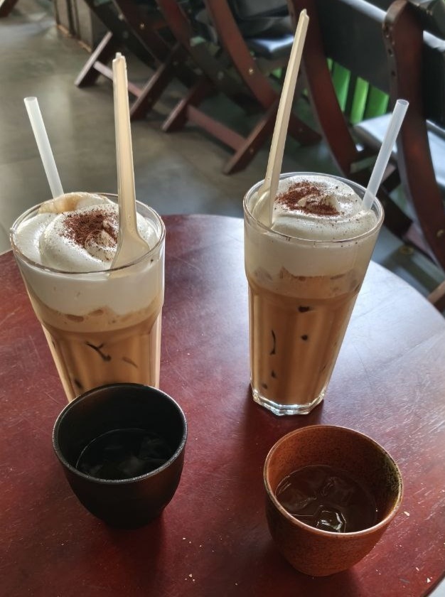 Солёный кофе☕ и бесплатный вкусный зелёный чай🍵