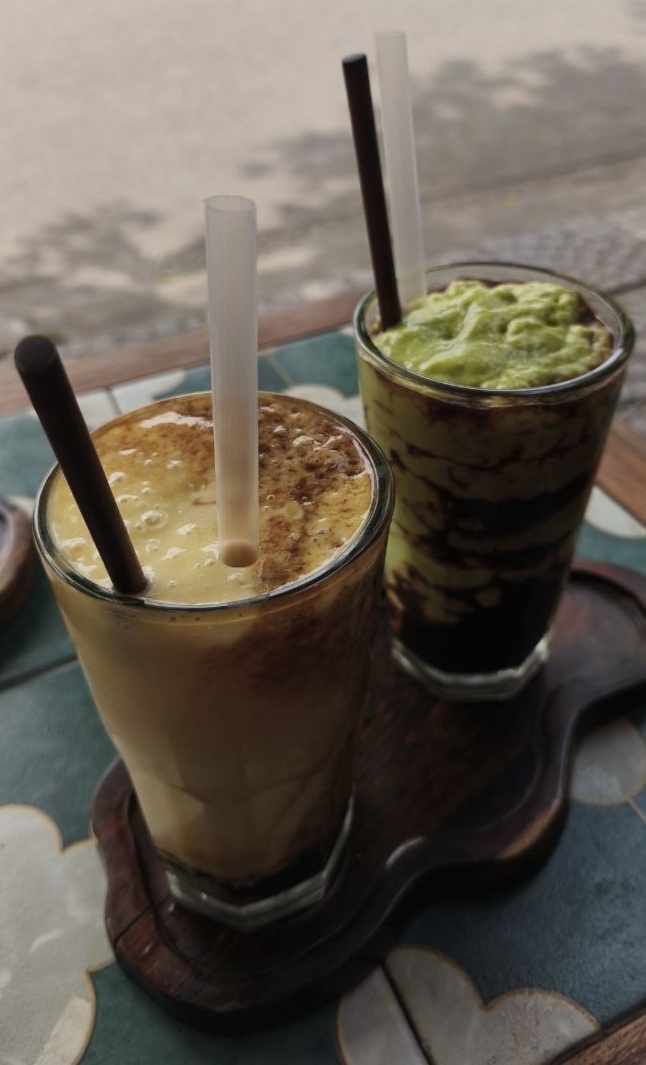 Кофе с манго и авокадо🥑