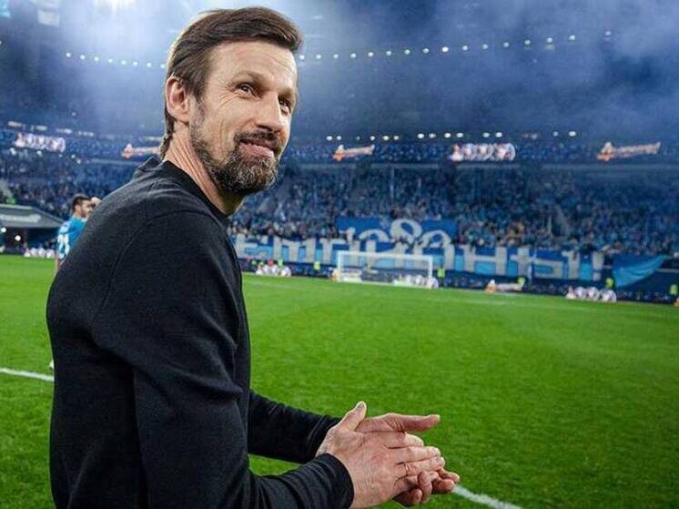     При этом он многодетный отец и человек, который остаётся лидером не только на поле, но и в жизни. Фото: пресс-служба Комитета по физической культуре и спорту Петербурга