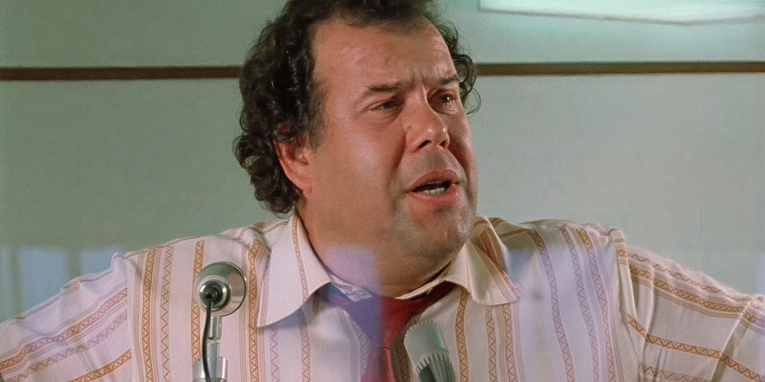 Он умирал на полу метро, а люди проходили мимо: никто не пришёл на помощь советскому актёру