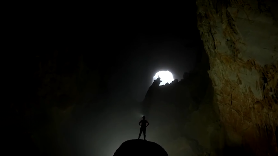 ФОТО: Кадр из программы "Неизвестная история", РЕН ТВ