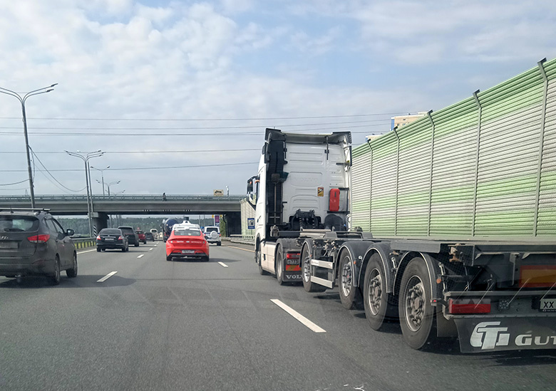 Беспилотный автомобиль Яндекса на трассе М4