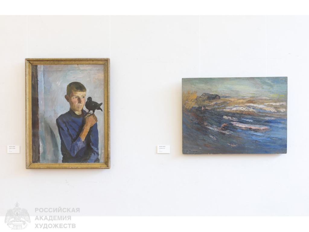 Фрагмент экспозиции «От ощущений к истине» Николая Тужилина в залах РАХ (Москва, Пречистенка, 21). Фото: Виктор Берёзкин, пресс-служба РАХ. 2026