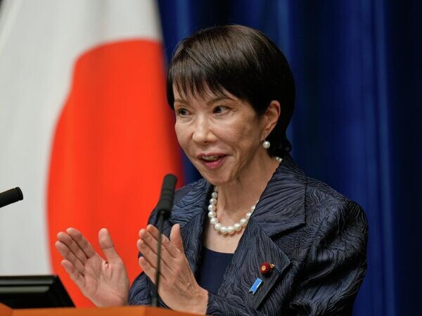    © AP Photo / Eugene Hoshiko