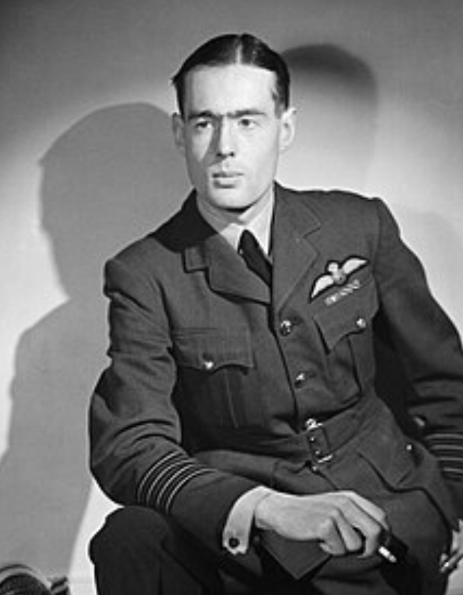 В ночь с 12 на 13 ноября 1940 года удача всё же изменила экипажу Чешира. Они направлялись на бомбардировку нефтеочистительного завода в Весселинге, но из-за плохих погодных условий видимость цели была затруднена, и Чешир принял решение атаковать сортировочные станции в Кельне. После того, как один из «Уитли» рухнул на землю, объятый пламенем, два крупных зенитных снаряда практически одновременно попали в бомбардировщик Чешира. От взрывов контузило весь экипаж; в боковой части фюзеляжа образовалась двадцатифутовая пробоина, а радист получил серьезное ранение. Оглушенный, потрясенный и частично ослепленный Чешир мог лишь наблюдать за тем, как самолет переворачивается и, охваченный пламенем, устремляется вниз с высоты в 2000 футов. Вследствие контузии руки летчика отказывались подчиняться командам мозга. Его чувства были еще притуплены, и всё же ему, наконец, удалось дотянуться до системы управления и выровнять курс самолета. Из носовой части бомбардировщика выскочил его товарищ, с его лица и плеч капала вязкая жидкость (Чешир принял ее за кровь, но позже понял, что это машинное масло). 