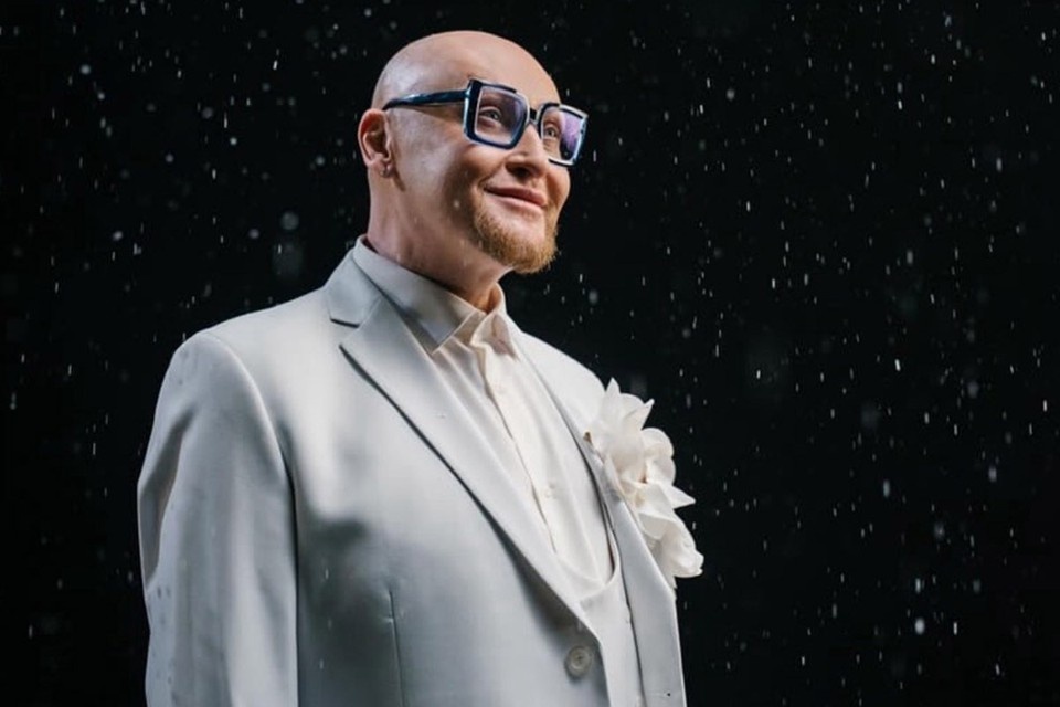    Шура рассказал, что выпустит книгу о своей полной потрясений жизни Личный архив