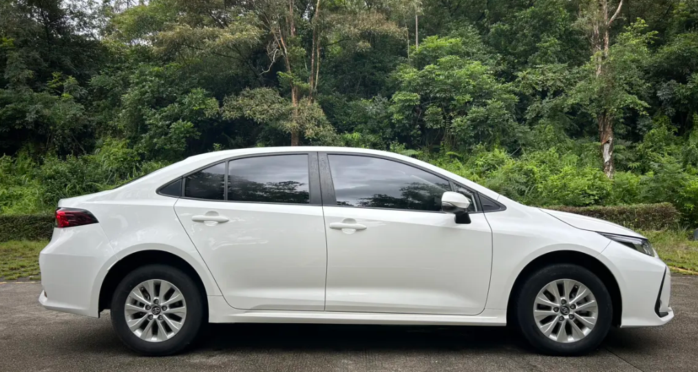 Toyota Corolla 1.2T из Китая за 1,49 млн: стоит ли брать турбо-версию в 2026 году