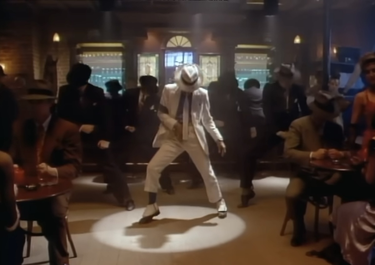 Кадр из клипа «Smooth Criminal»