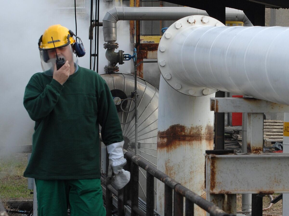    Нефтепровод в Венгрии | © AP Photo / Bela Szandelszky