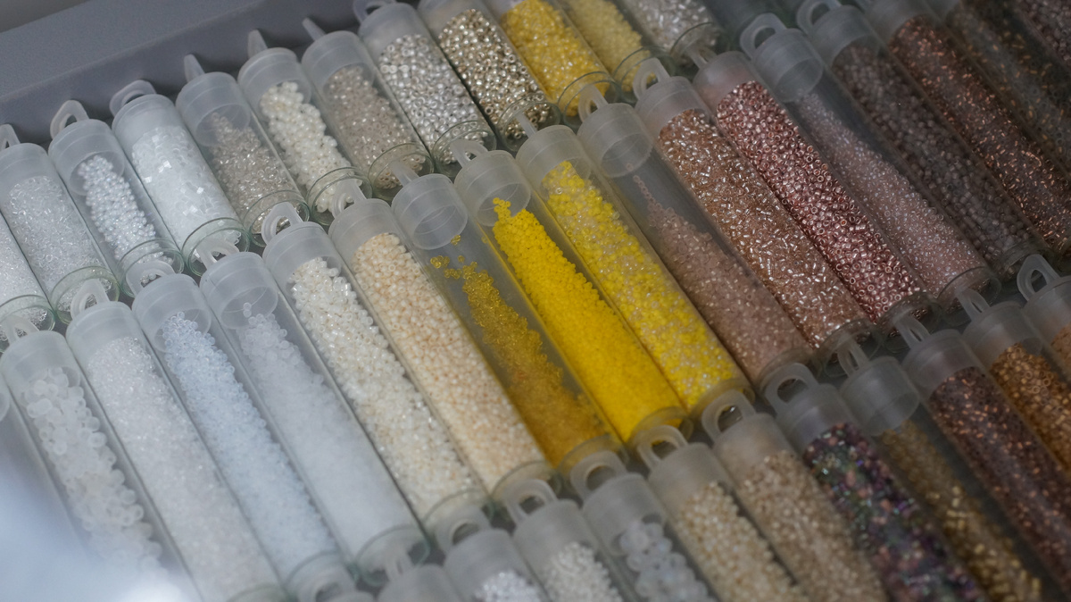 Часть моих "скромных" бисерных запасов