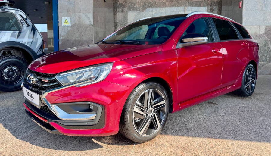 Прототип универсала «Лада Веста Спорт», показанный в прошлом году