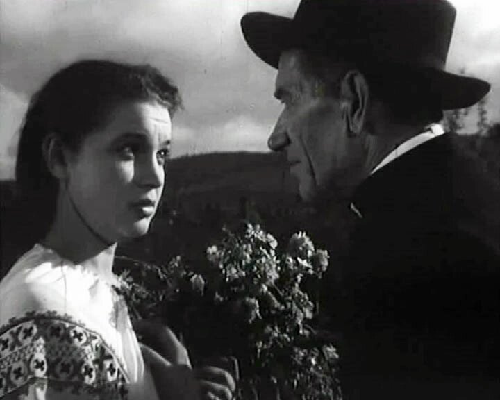    Инна Бурдученко в кинокартине «Иванна», 1960 г. Кадр из фильма