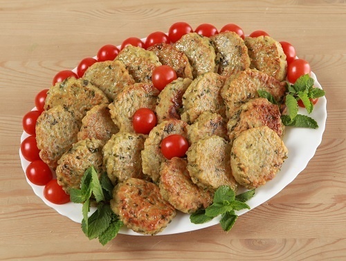    Оладьи из булгура и чечевицы. Фото: А. Карпенко/BurdaMedia