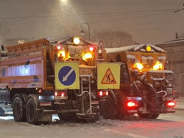     Движение автомобилей осуществляется в обычном режиме. Фото: Архив МК в Питере