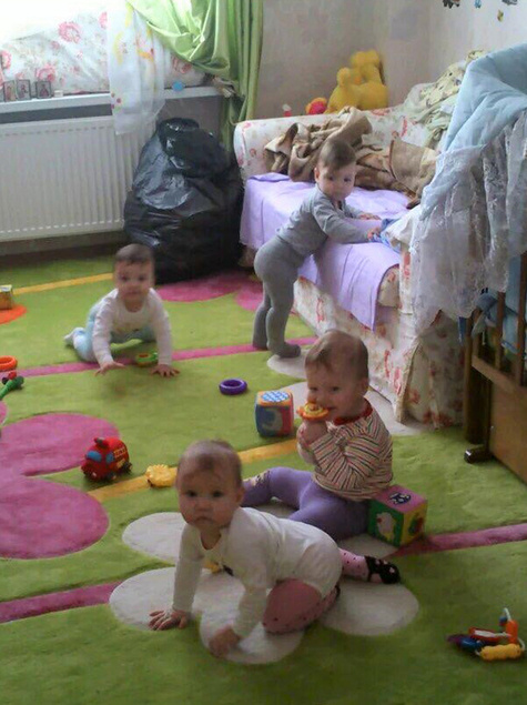 Четверняшки Филимоновых в самом нежном возрасте