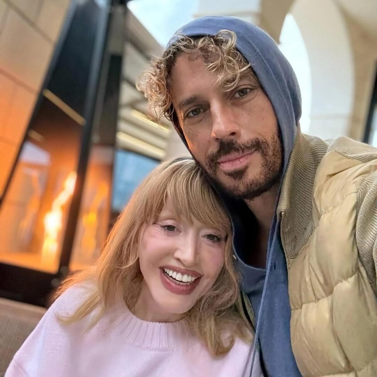    Алла Пугачева с мужем Социальные сети