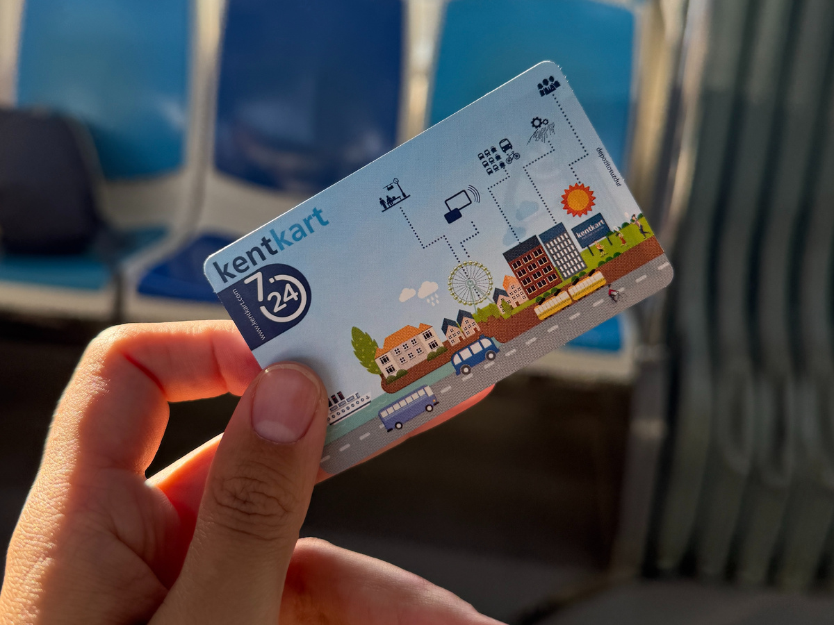 Проездной в Анталии - можно купить минимум на 2 поездки 🤷🏽‍♀️