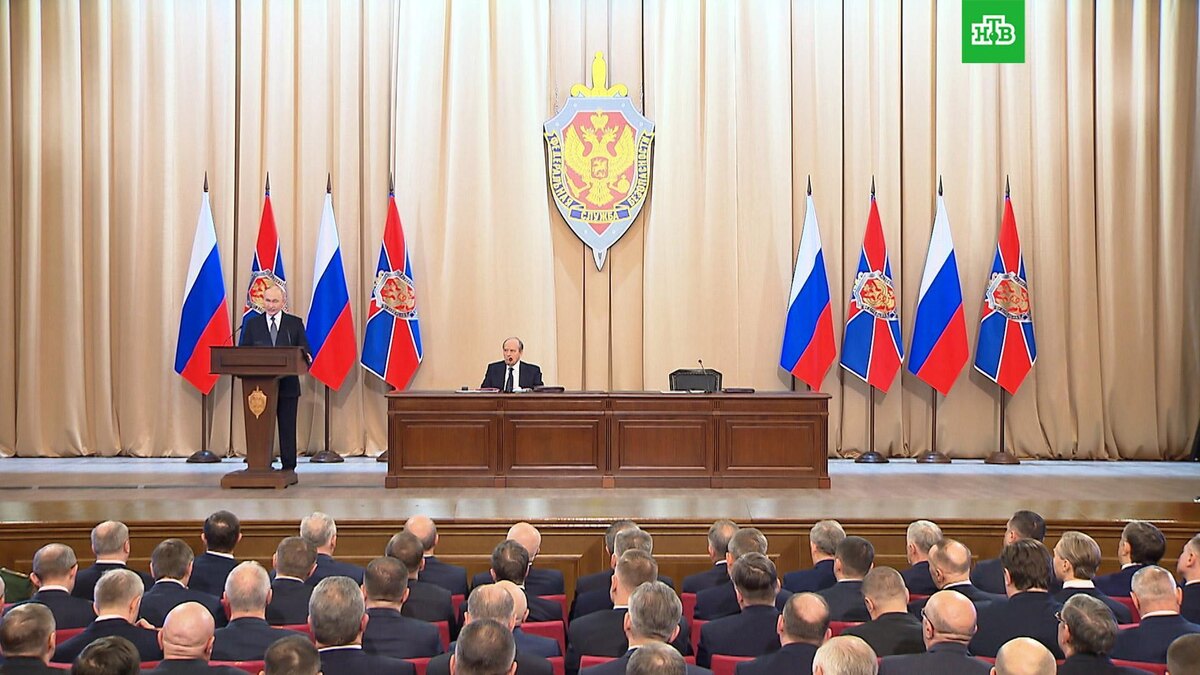    Путин заявил о возможных попытках подрыва черноморских газопроводов