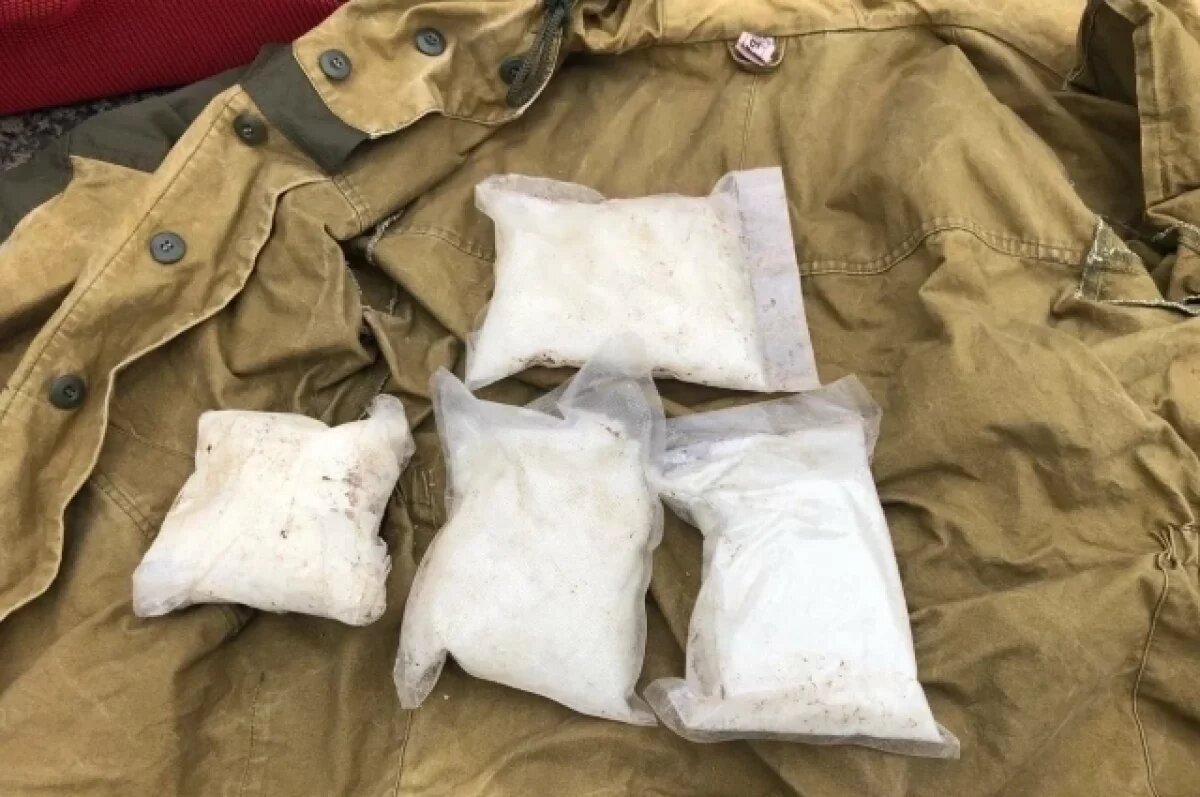    В лесу в Коми задержали двух двадцатилетних сбытчиков мефедрона